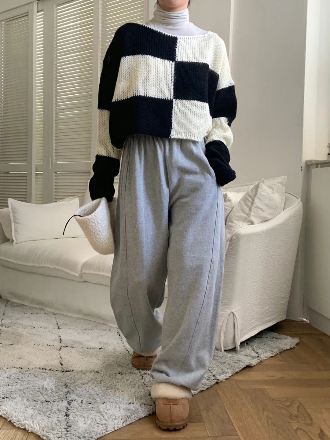 Checkered wool knit top