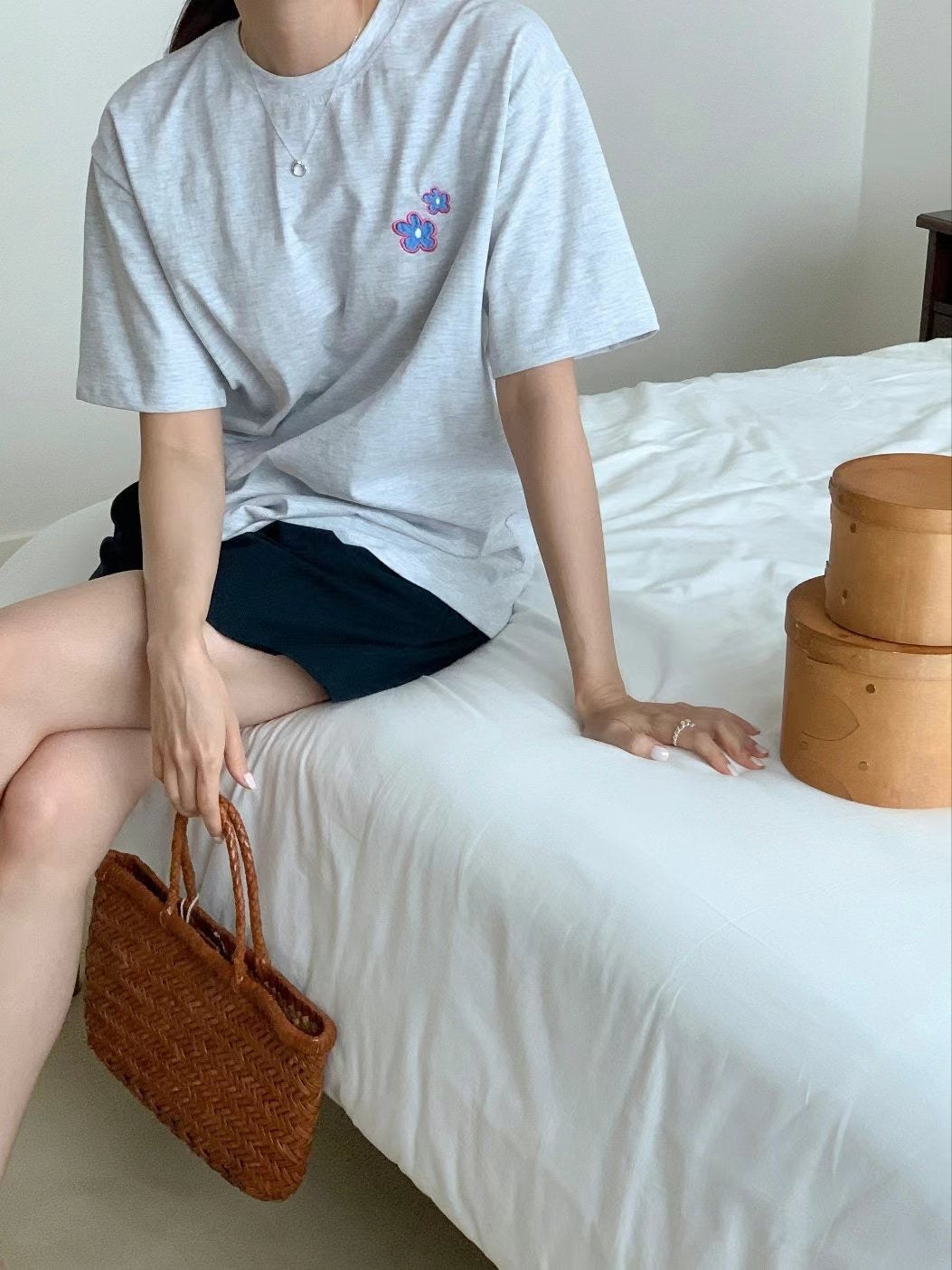 Good vibes tee🌈