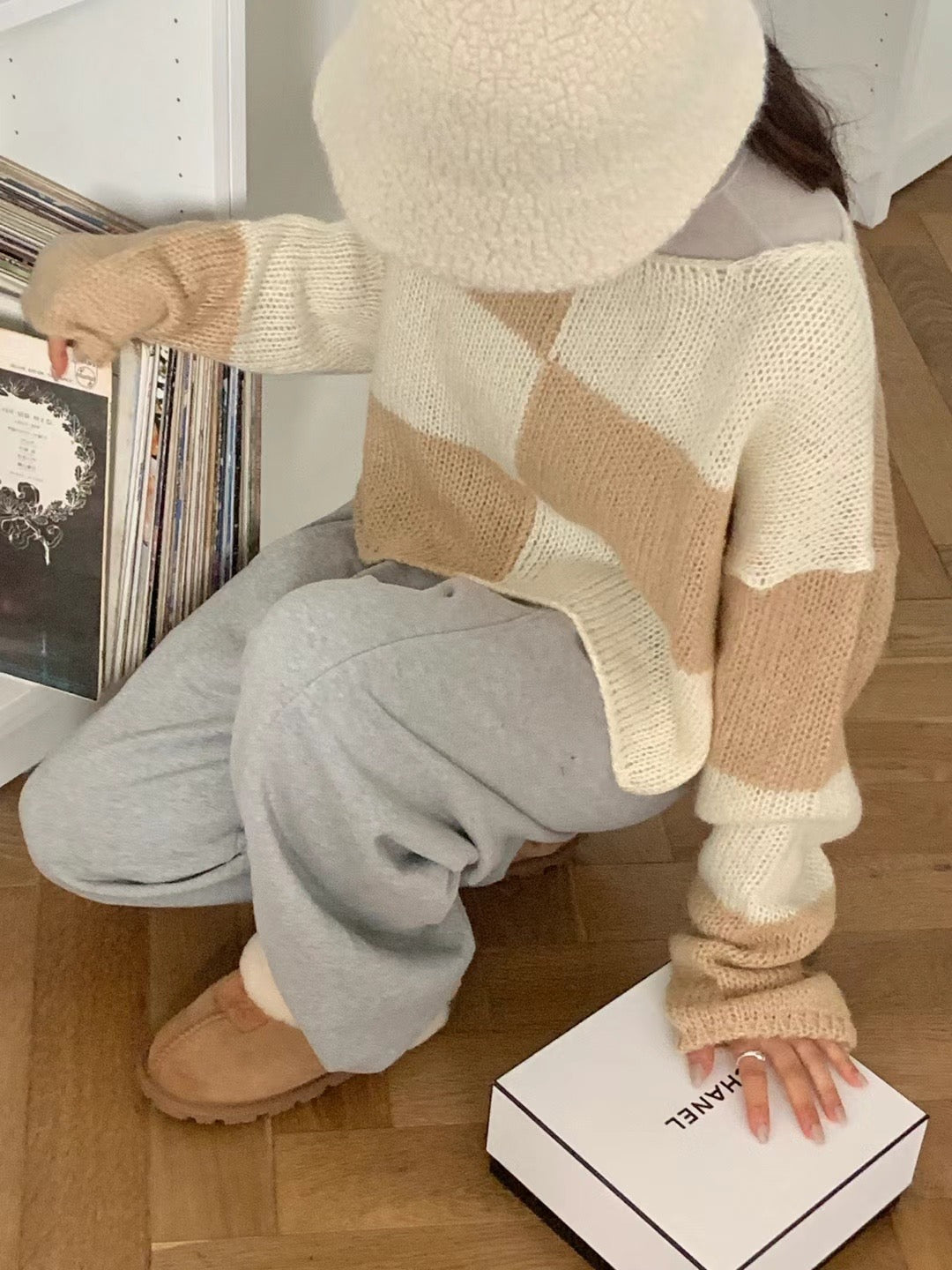 Checkered wool knit top