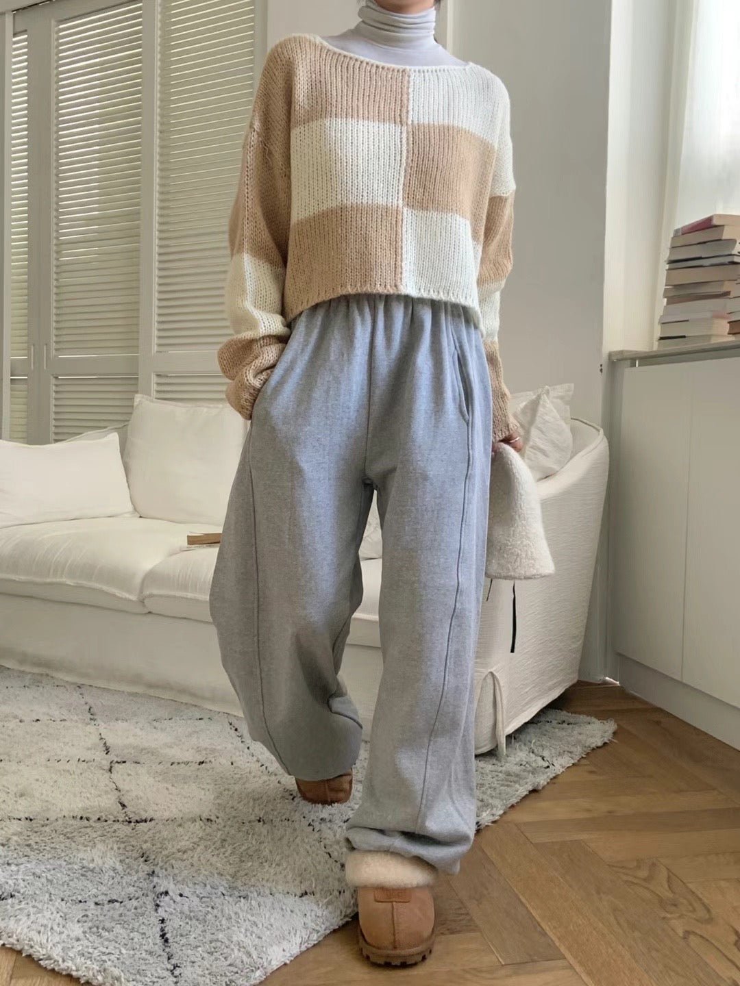 Checkered wool knit top