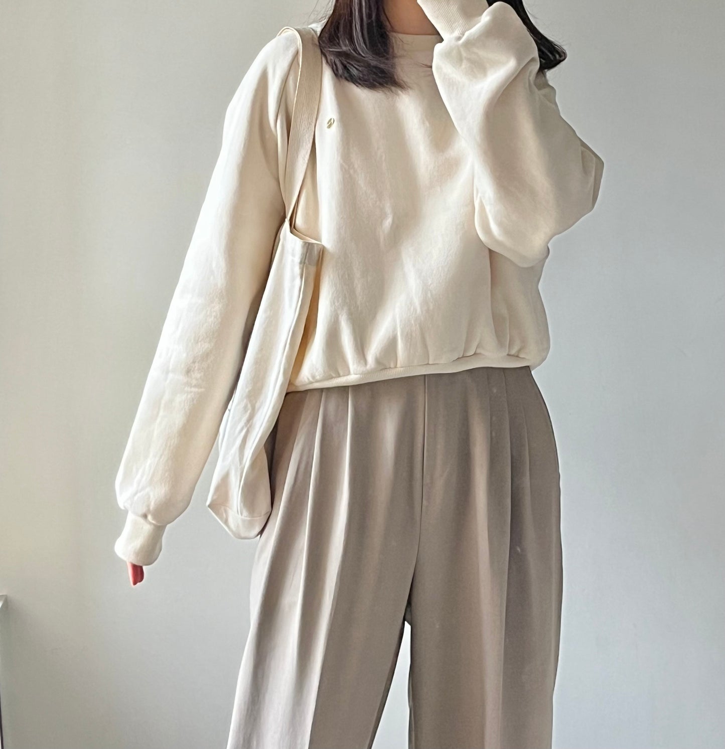 Clean fit! 小金扣sweater