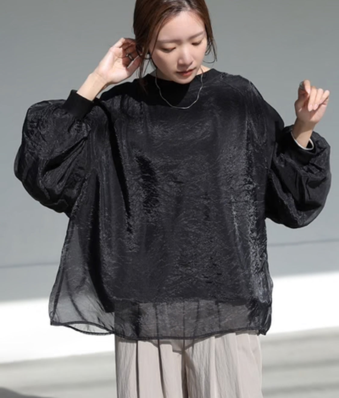 [JP] Sheer Sweat Tops